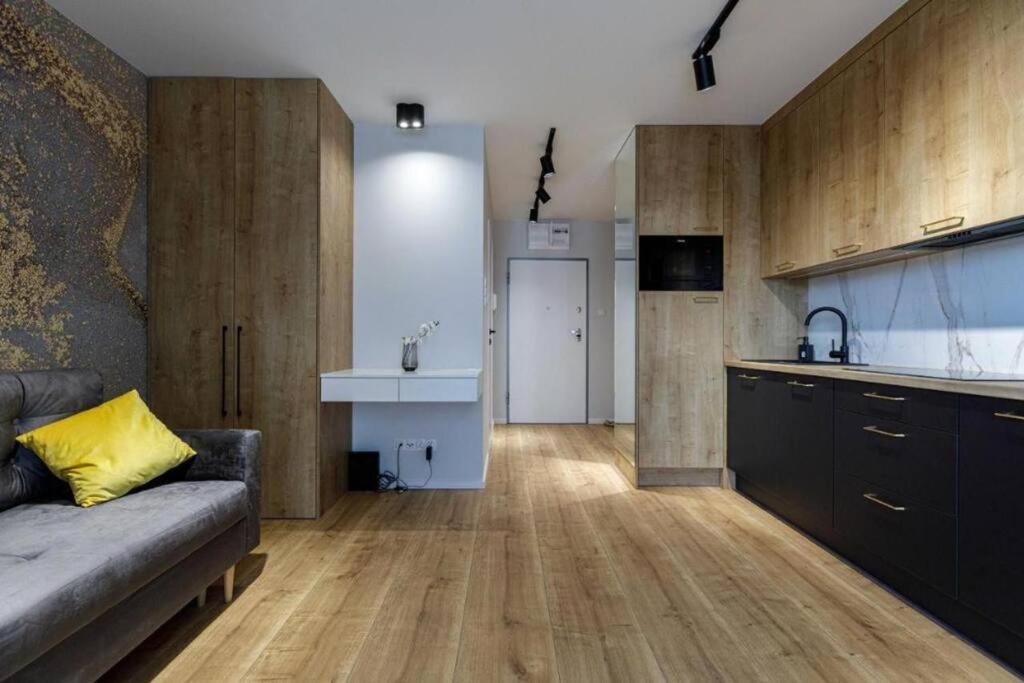 Golden Apartments Wroclaw - Cozy Studio- Odra River&Ksiecia Witolda Exterior photo