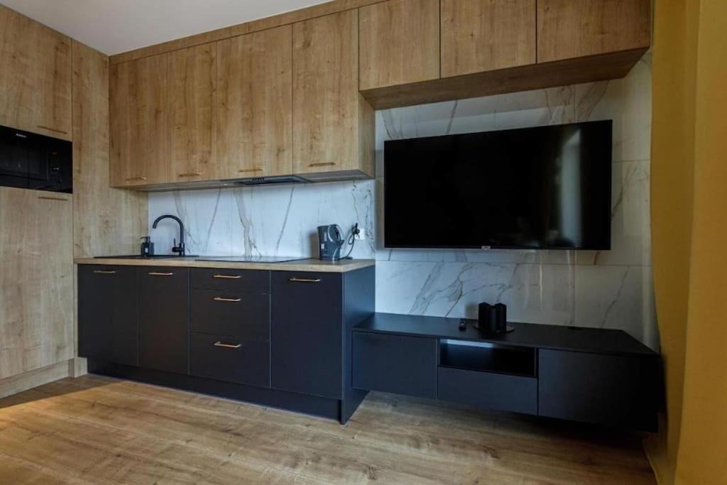 Golden Apartments Wroclaw - Cozy Studio- Odra River&Ksiecia Witolda Exterior photo